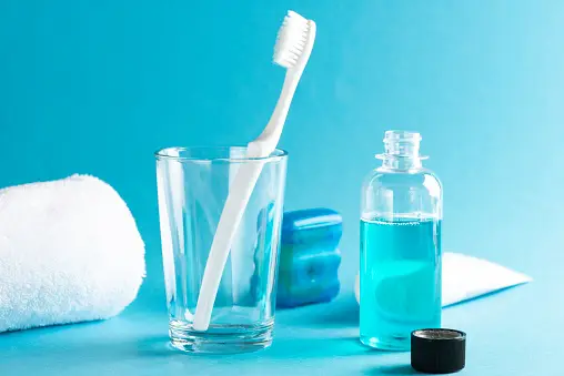 “The Science of Freshness: Unpacking the Benefits of Travel-Sized Mouthwash”