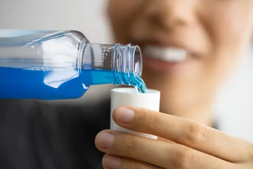 “Mouthwash Magic: The Unseen Wonders of Travel-Sized Oral Elixirs”